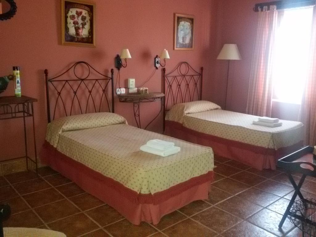 Posada Rural La Corbera Utrera Room photo